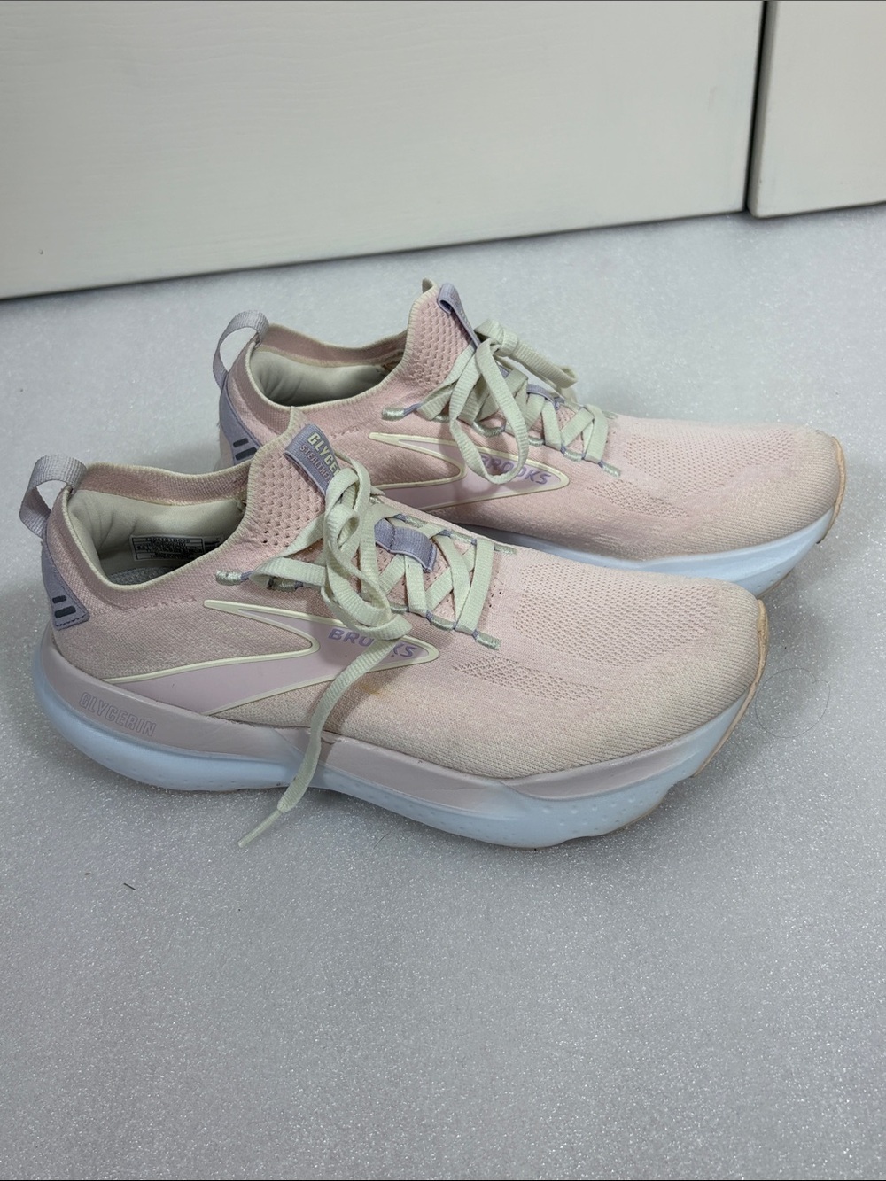 Brooks Women’s Light Pink Glycerin 21 Running Shoes 8.5